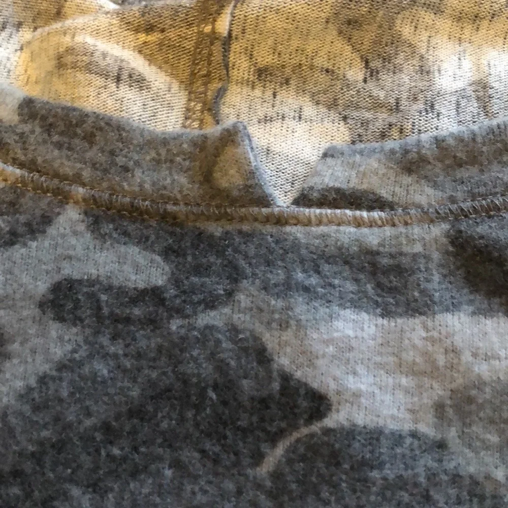 Micheal Stars Camo sweater size large New! - Picture 8 of 16